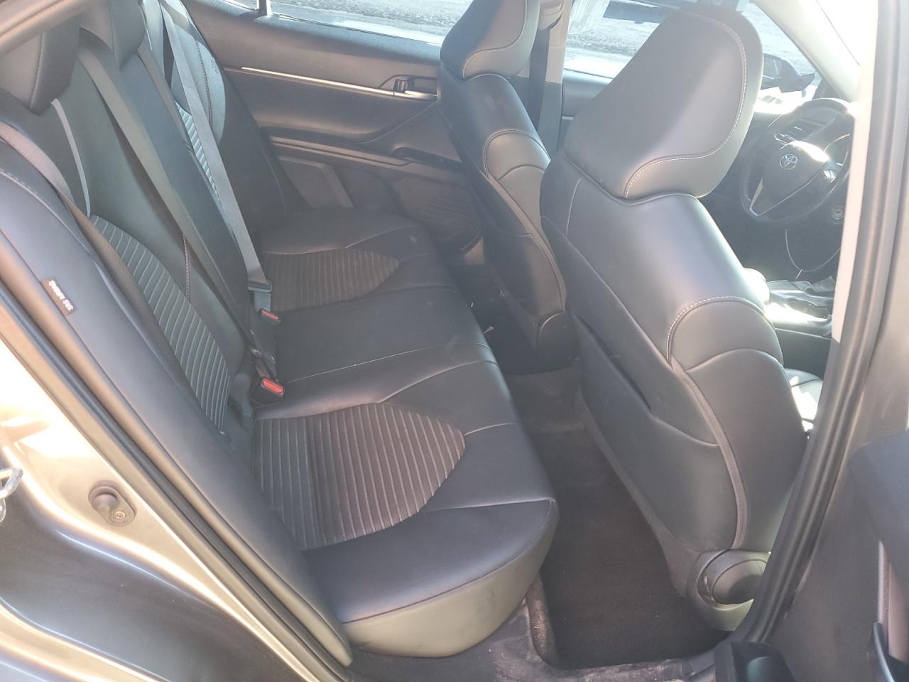 2020 Toyota Camry - Image 10