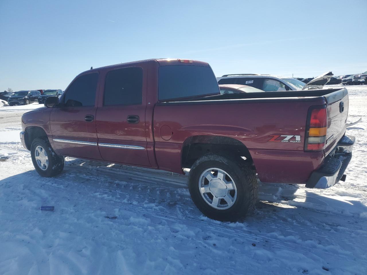 2006 GMC Sierra - Image 2