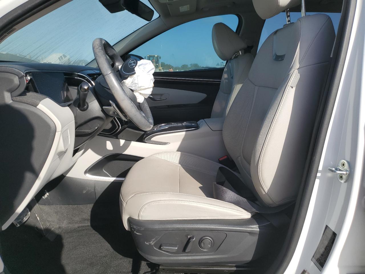 2022 Hyundai Tucson - Image 7