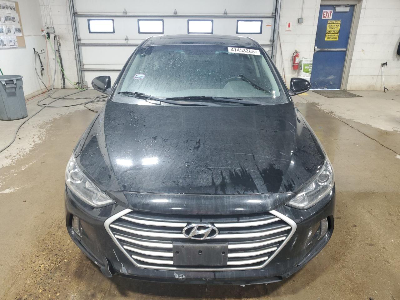 2017 Hyundai Elantra - Image 5