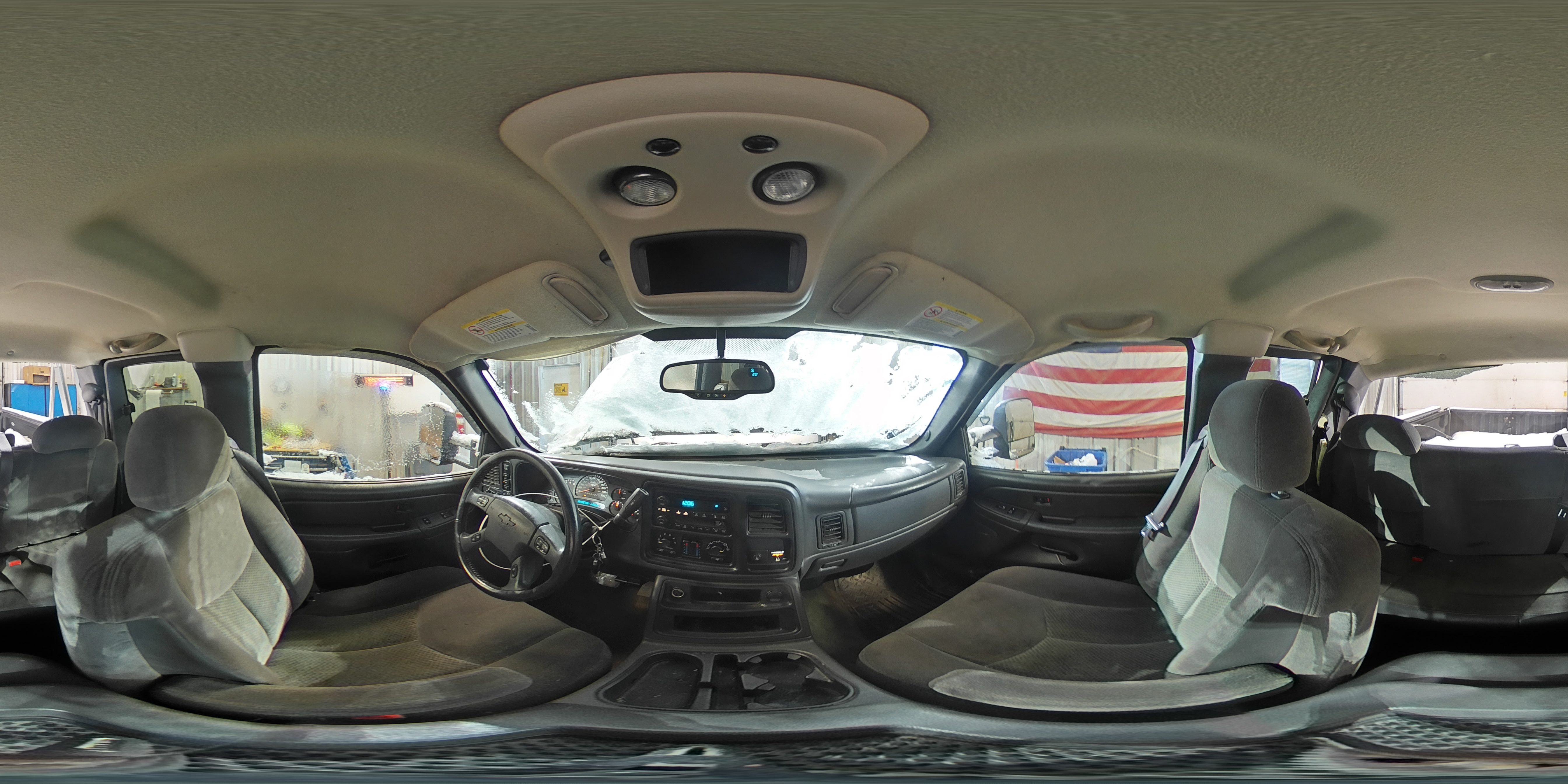 2006 Chevrolet Silverado - Image 13