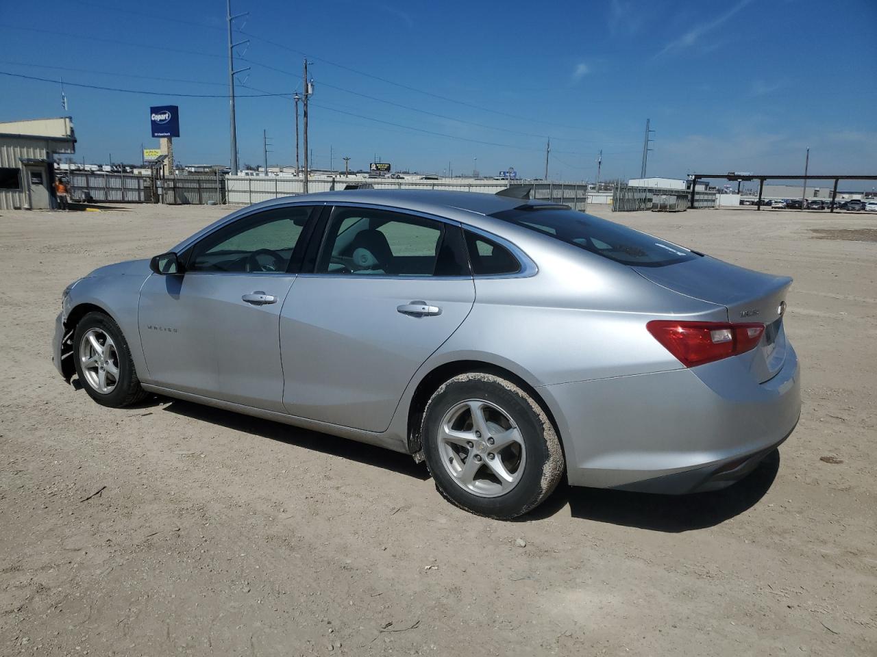 2016 Chevrolet Malibu - Image 2