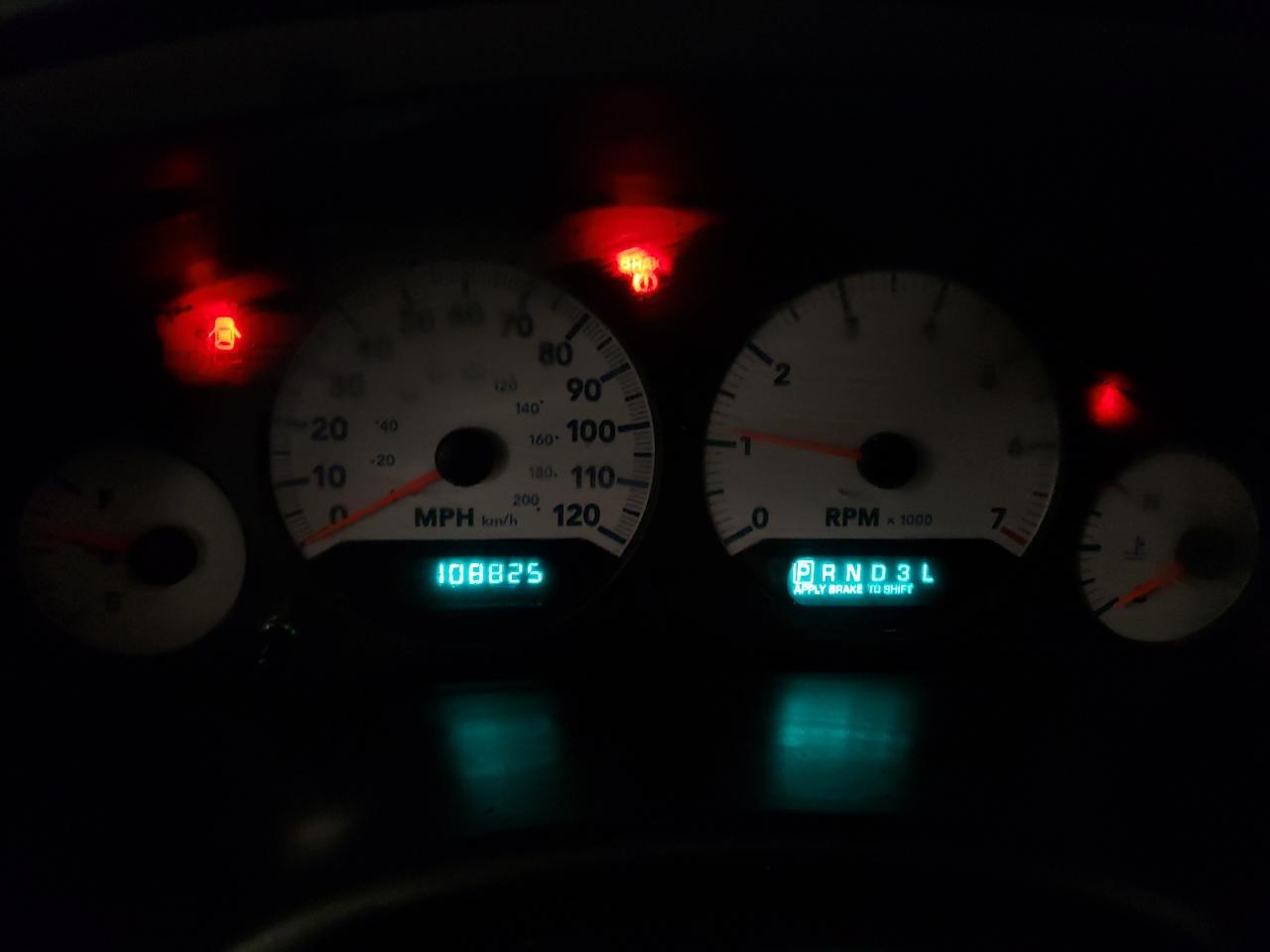 2005 Dodge Caravan - Image 9