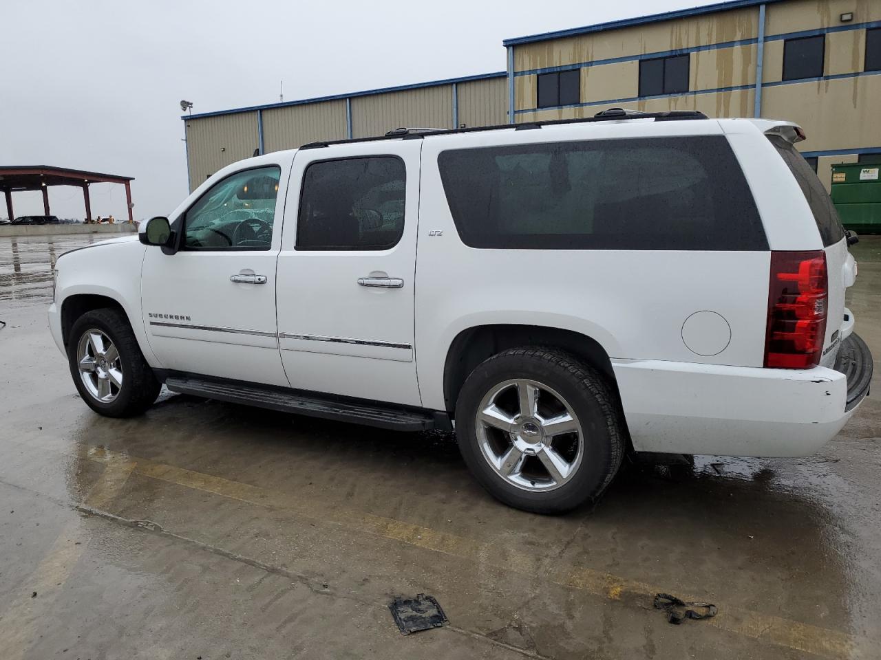 2012 Chevrolet Suburban - Image 2