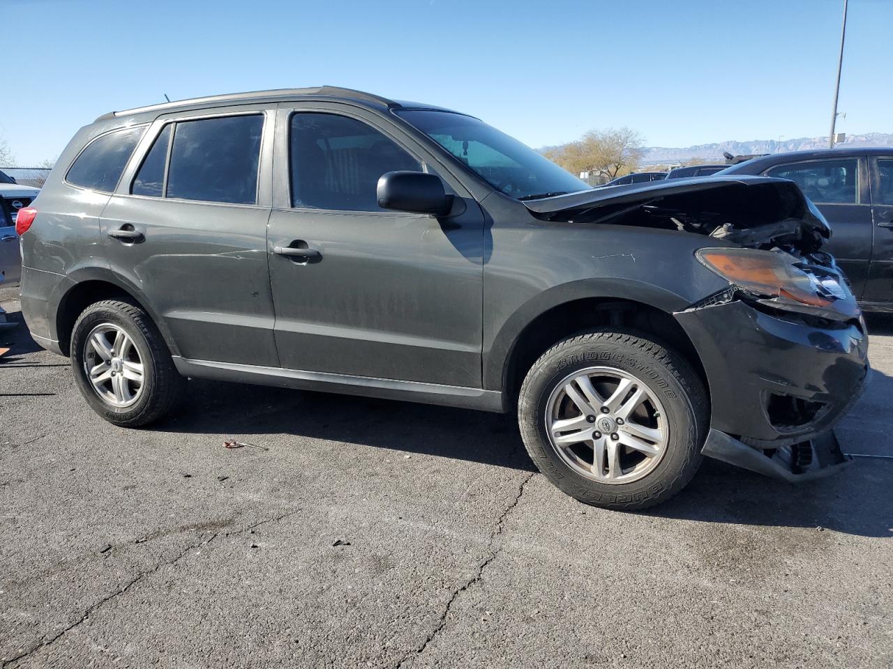2010 Hyundai Santa Fe - Image 4
