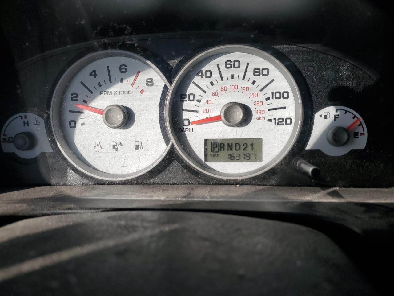 2006 Ford Escape - Image 9