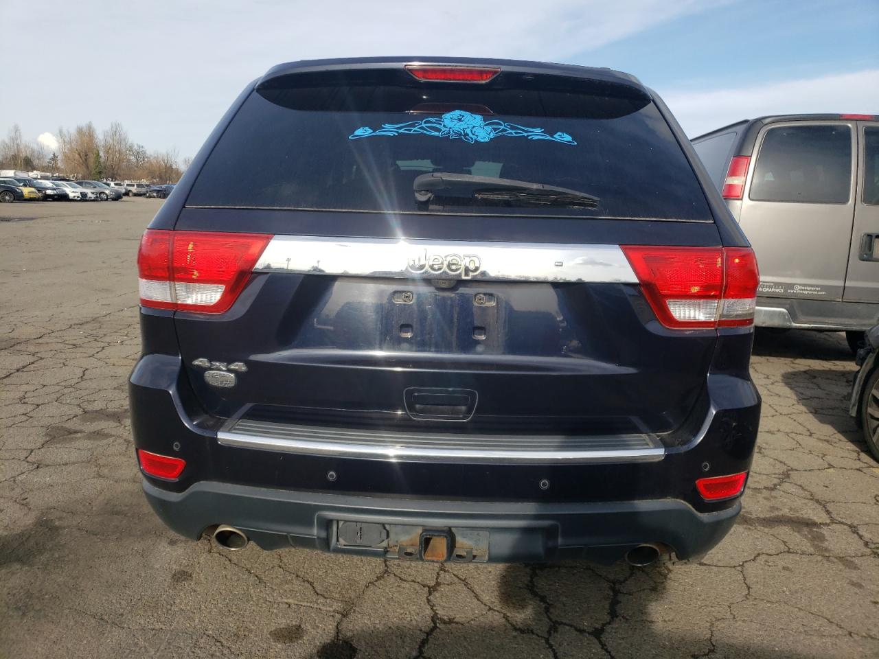 2011 Jeep Grand Cherokee - Image 6
