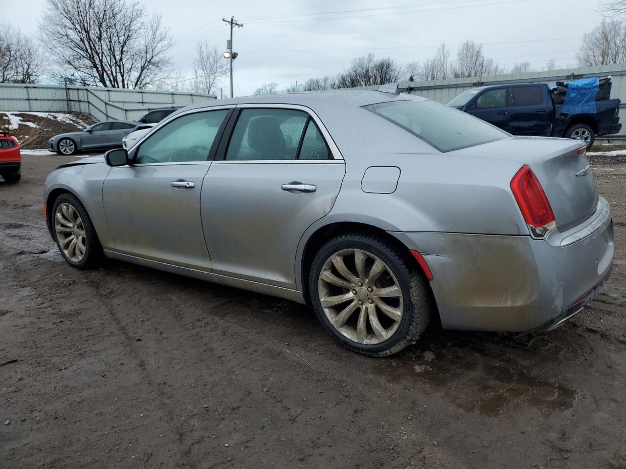 2017 Chrysler 300 - Image 2