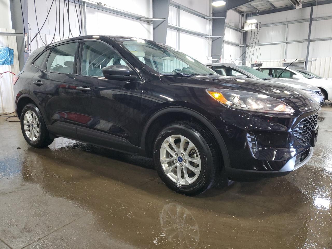 2020 Ford Escape - Image 4