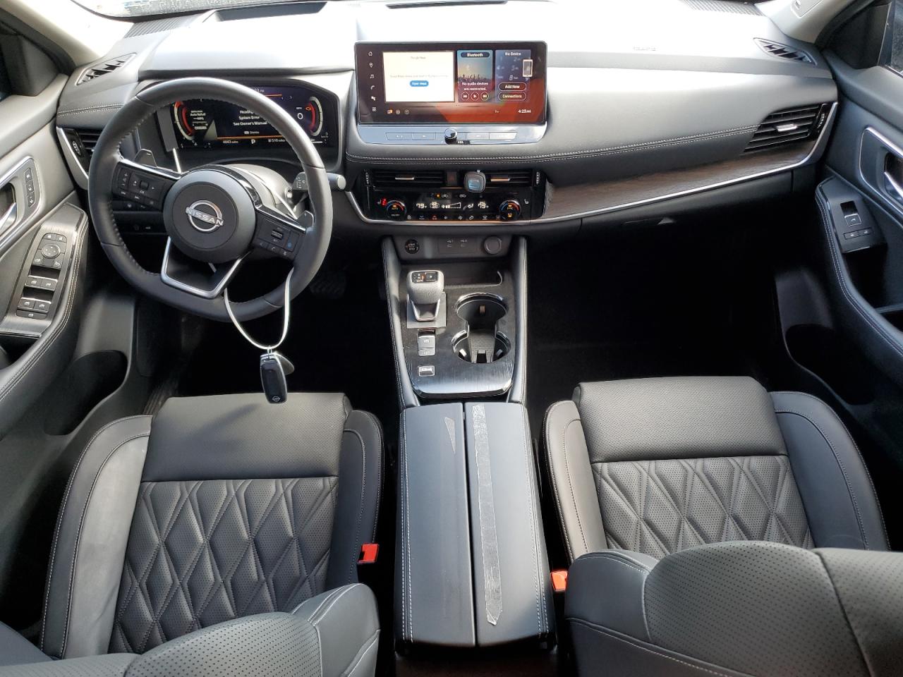 2024 Nissan Rogue - Image 8