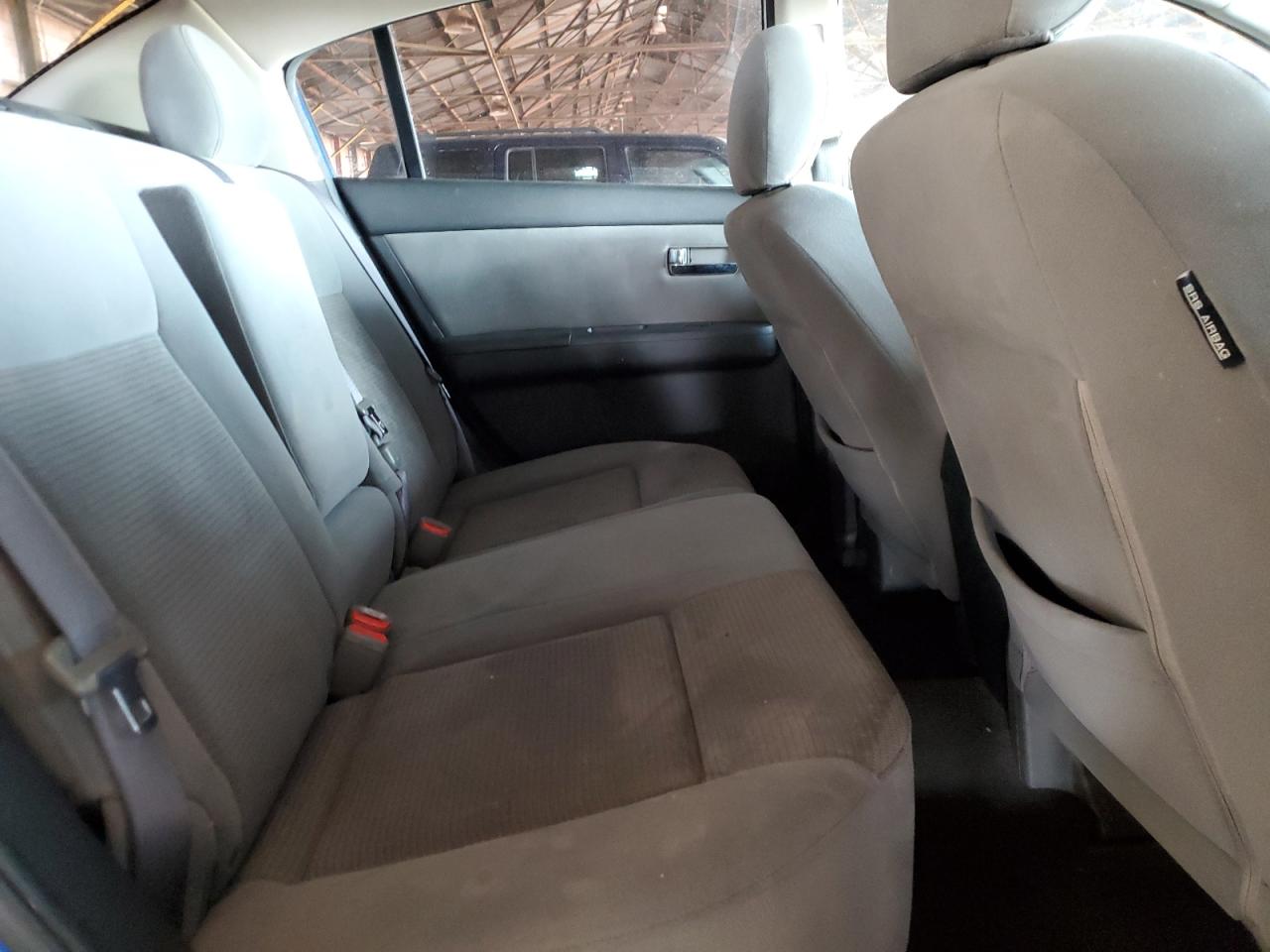 2010 Nissan Sentra - Image 10