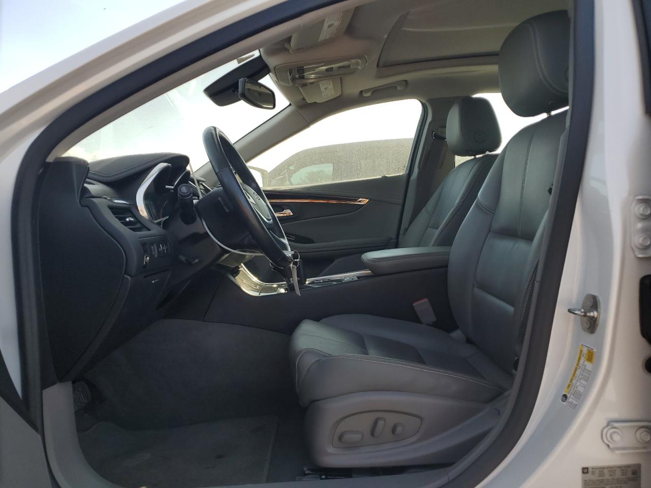 2017 Chevrolet Impala - Image 7