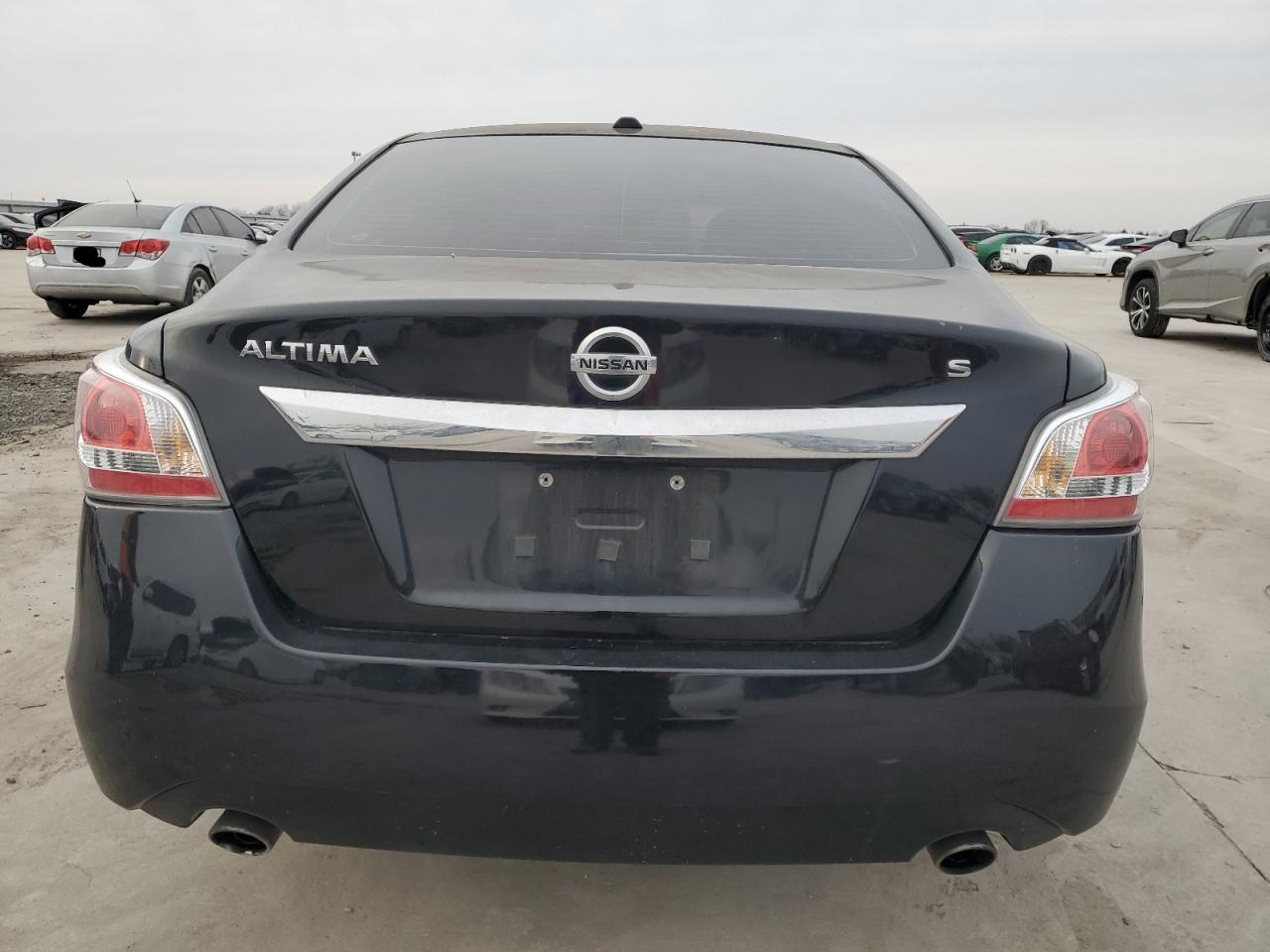 2015 Nissan Altima - Image 6