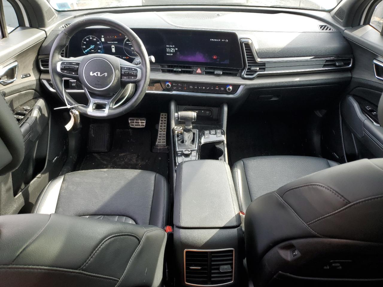2024 Kia Sportage - Image 8