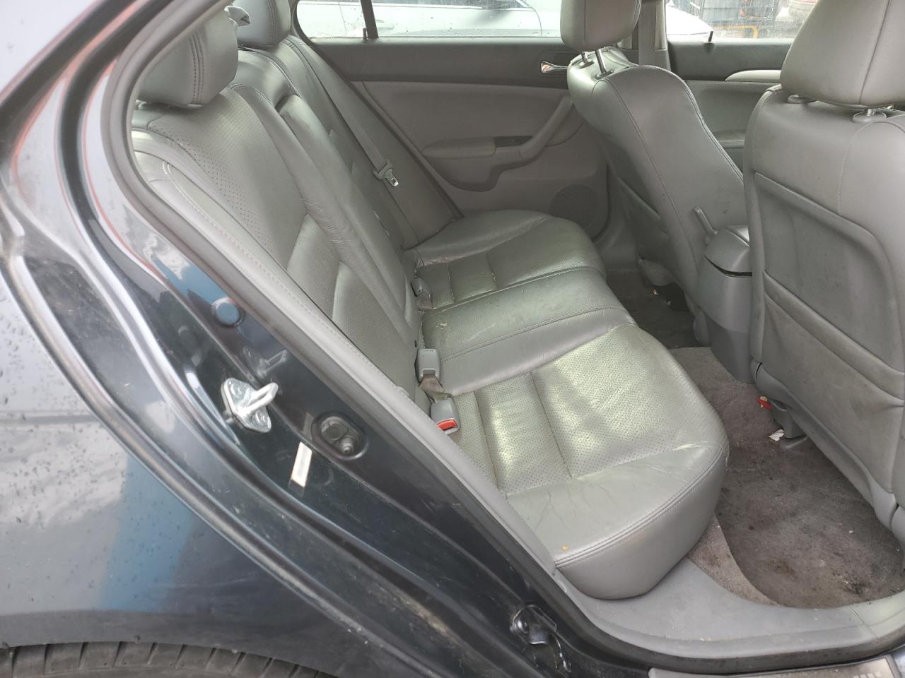 2004 Acura TSX - Image 10