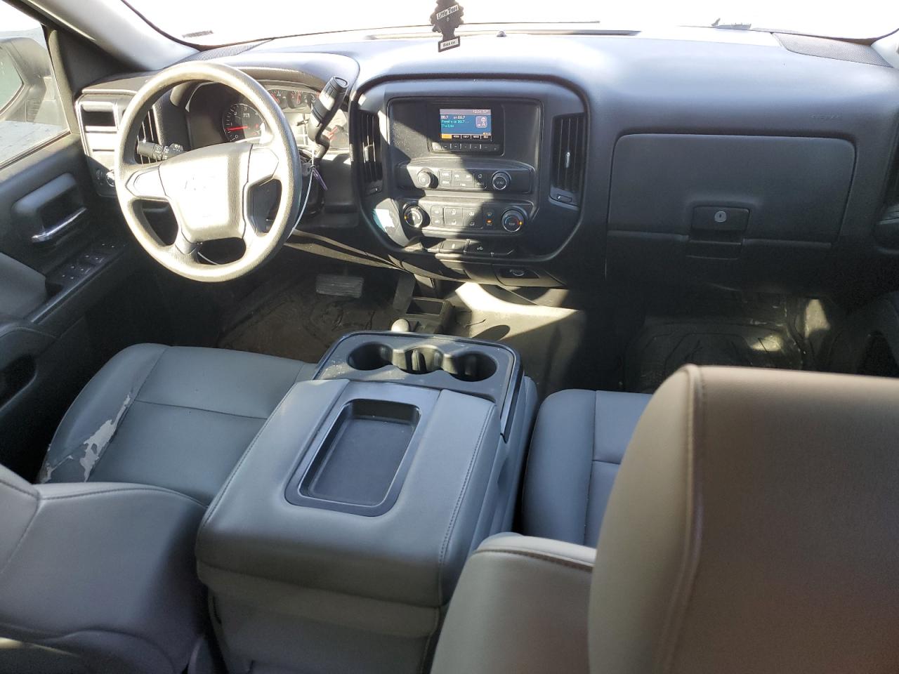 2015 Chevrolet Silverado - Image 8