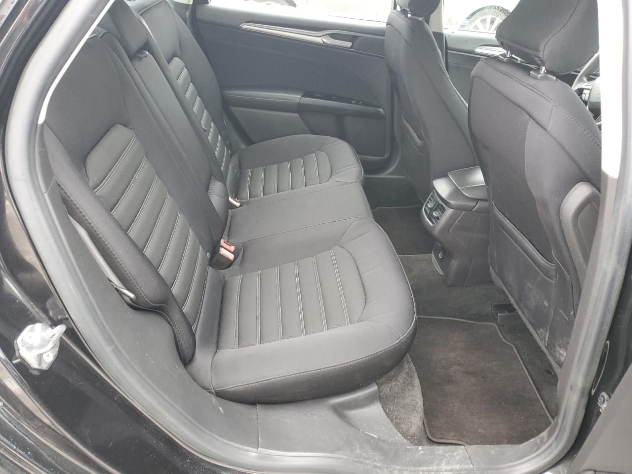 2015 Ford Fusion - Image 11