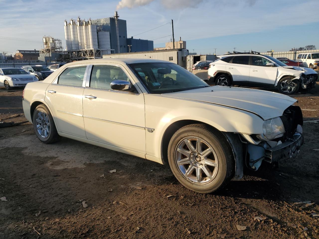 2005 Chrysler 300 - Image 4