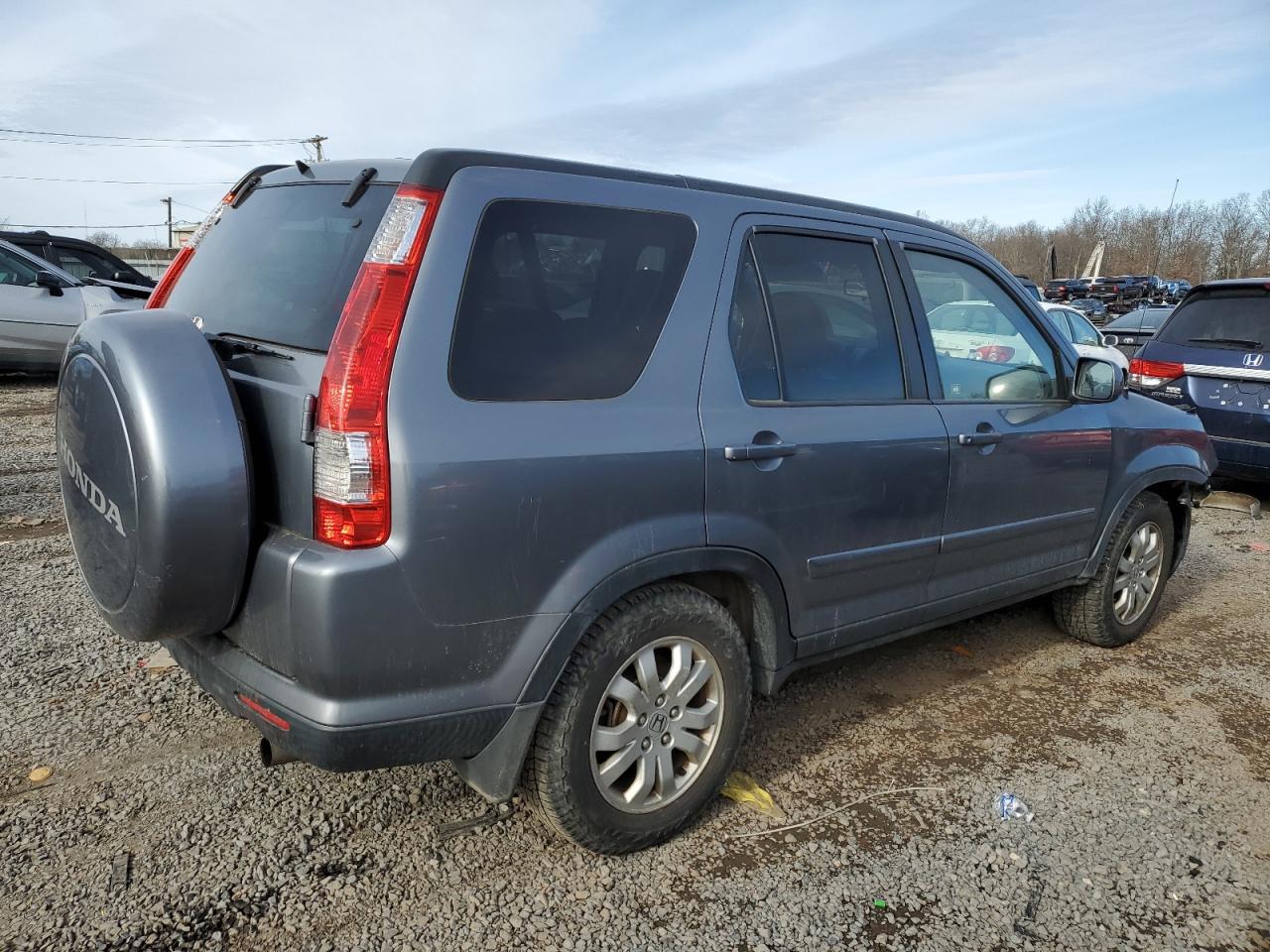 2005 Honda CR-V - Image 3