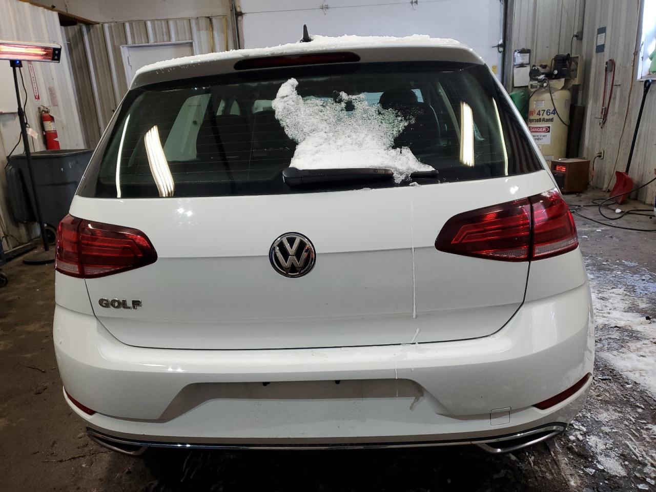 2021 Volkswagen Golf - Image 6