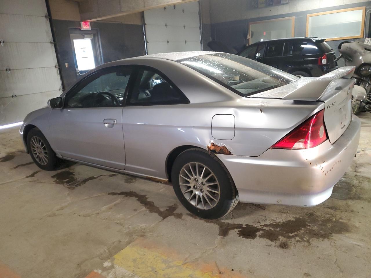 2005 Honda Civic - Image 2