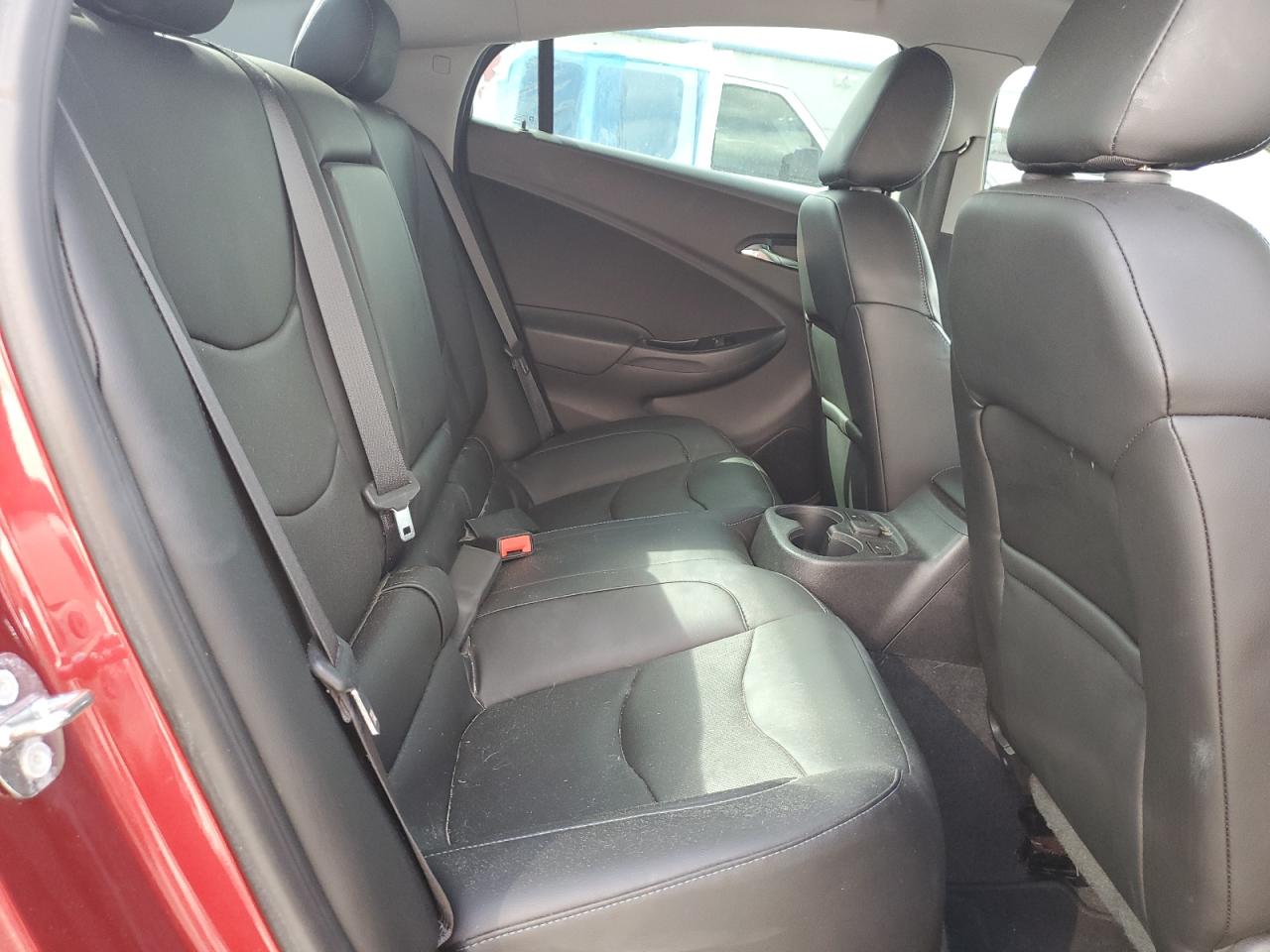 2018 Chevrolet Volt - Image 10