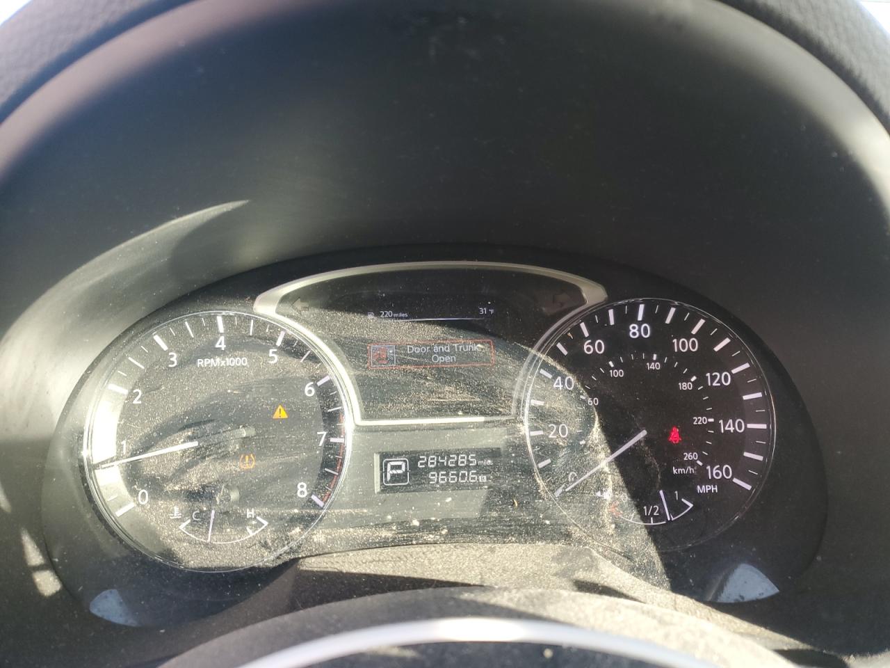 2014 Nissan Altima - Image 9