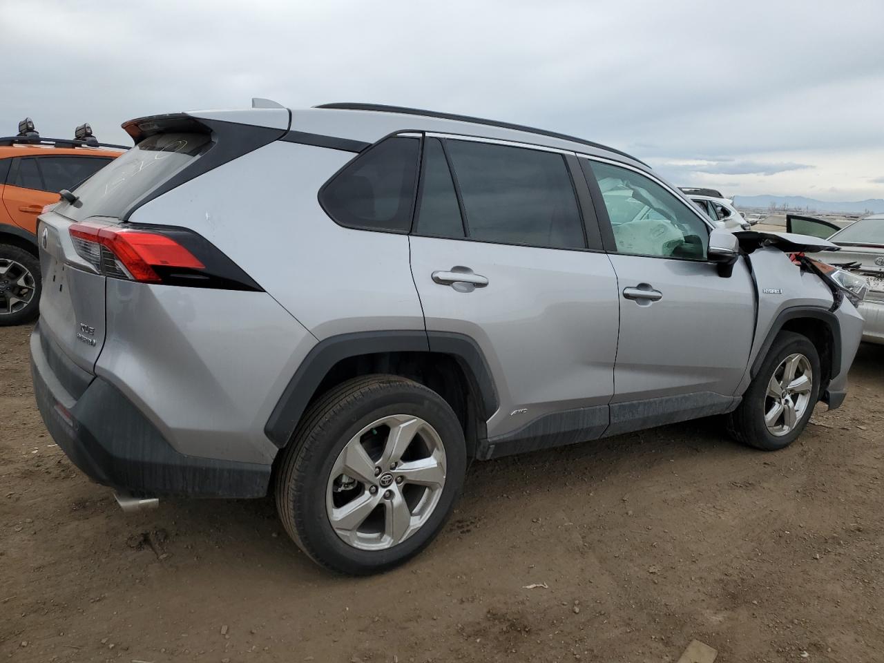 2021 Toyota RAV 4 - Image 3