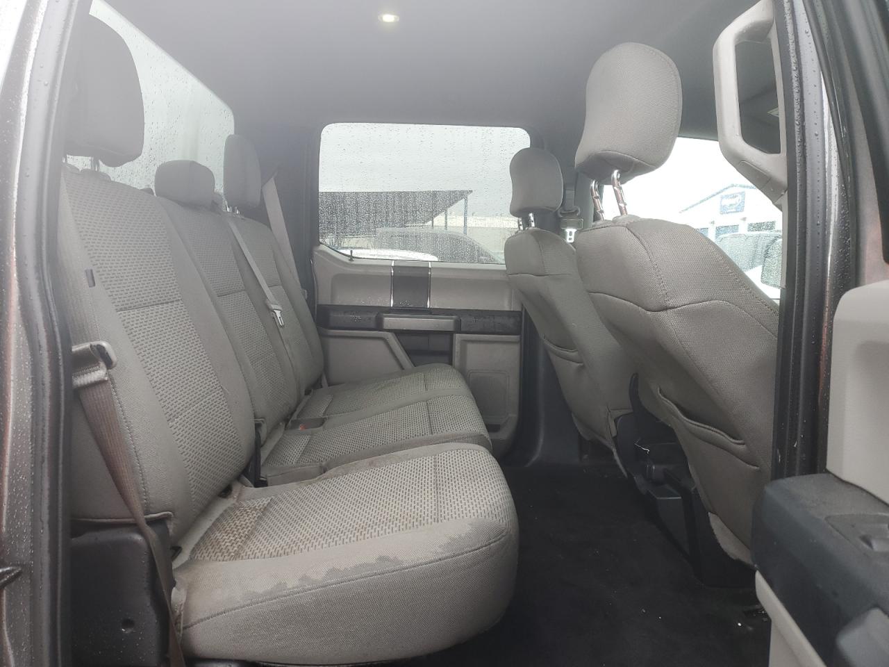 2015 Ford F-150 - Image 10