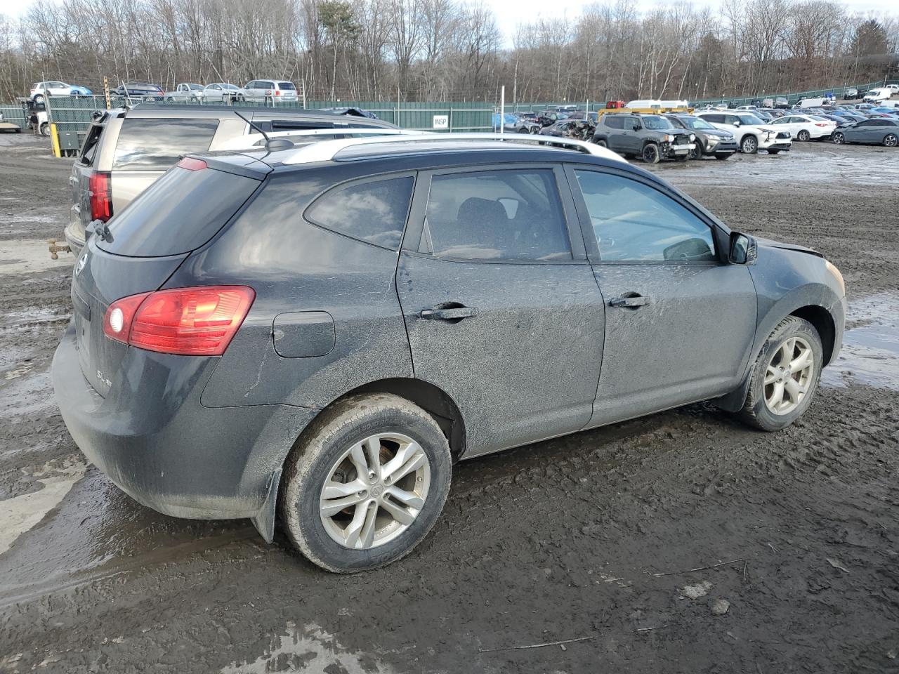 2008 Nissan Rogue - Image 3