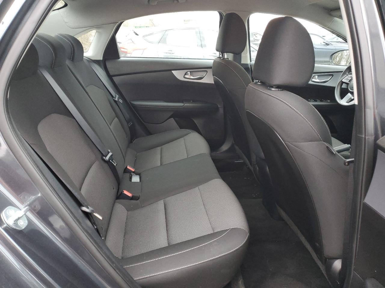 2023 Kia Forte - Image 11