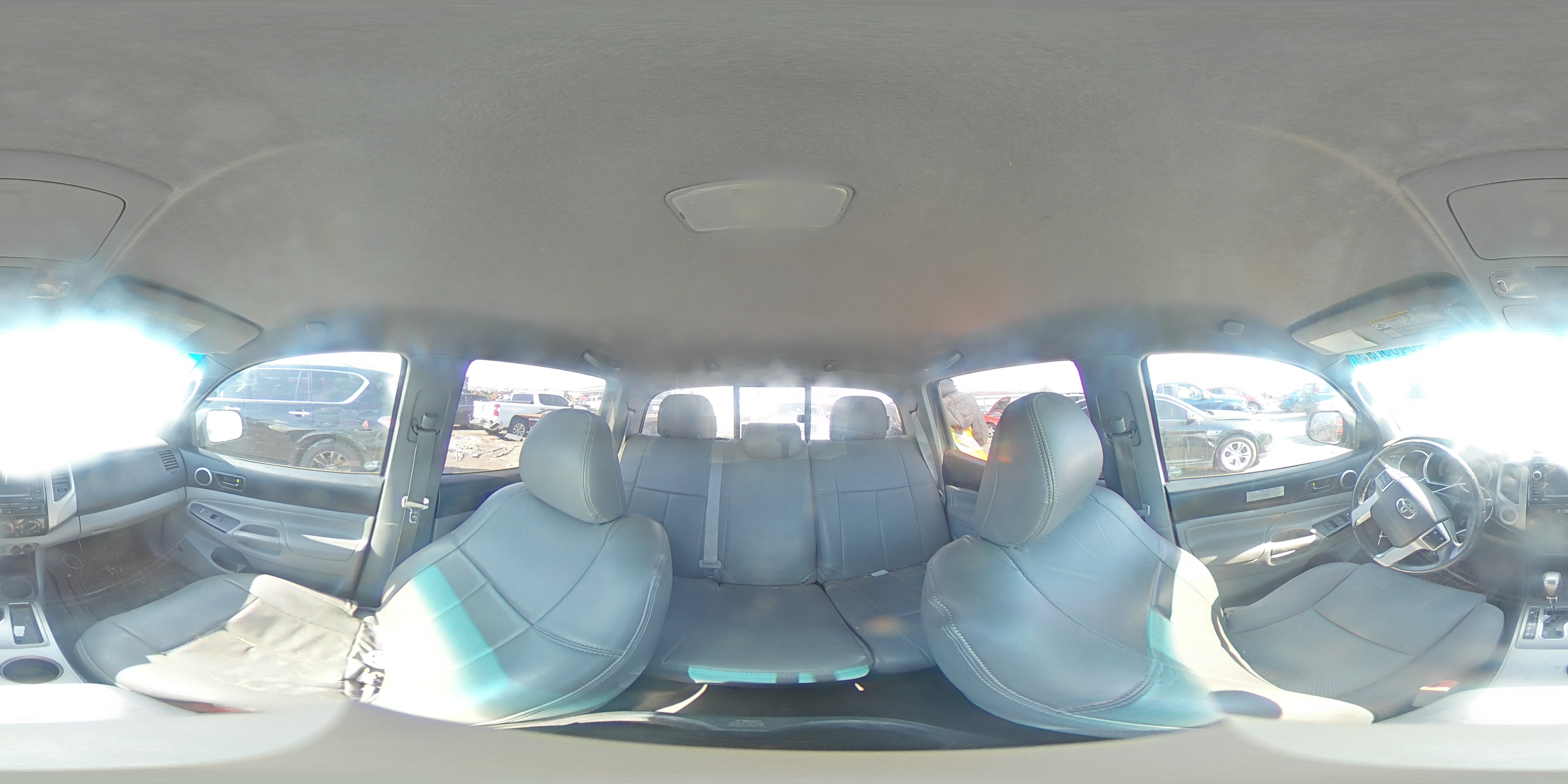 2012 Toyota Tacoma - Image 13