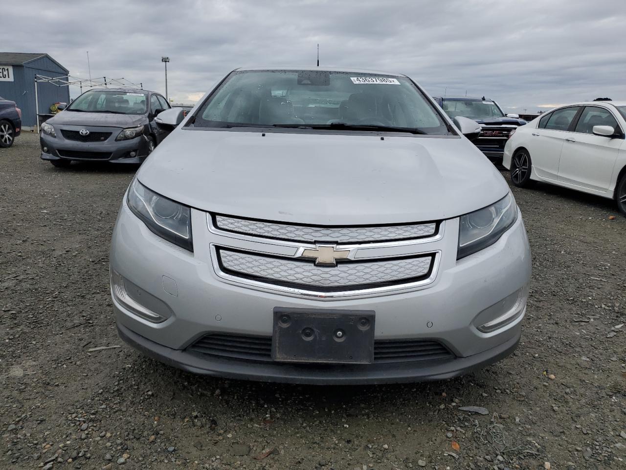 2014 Chevrolet Volt - Image 5