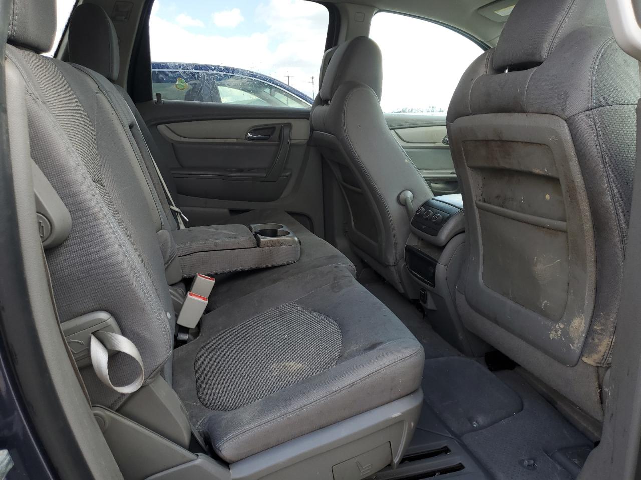 2014 Chevrolet Traverse - Image 10