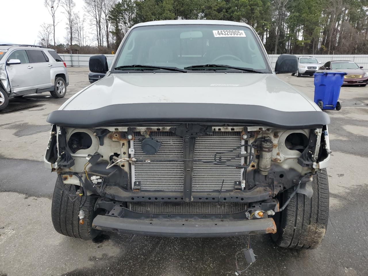 2004 Toyota Tacoma - Image 5