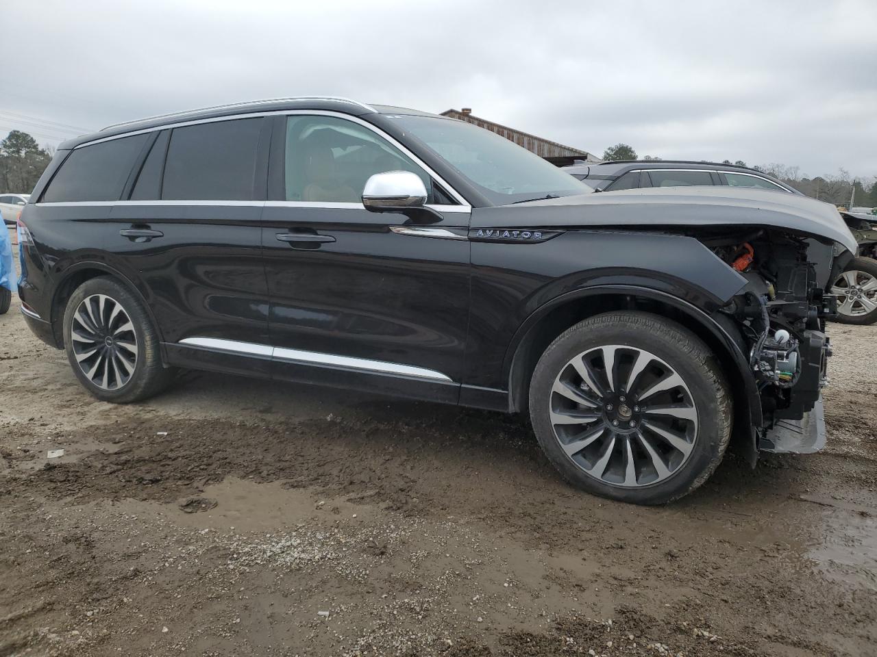 2020 Lincoln Aviator - Image 4
