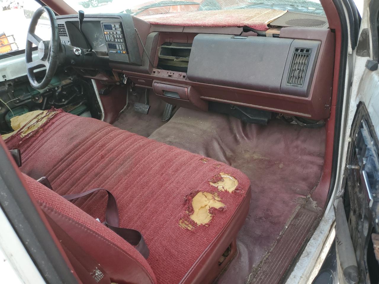 1994 Chevrolet GMT-400 - Image 8