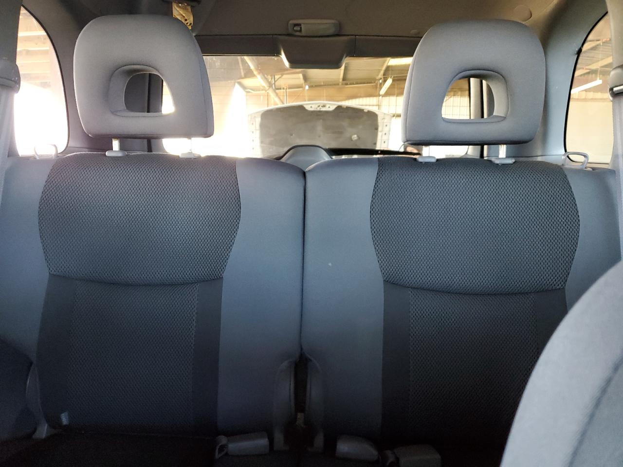 2003 Toyota RAV 4 - Image 10