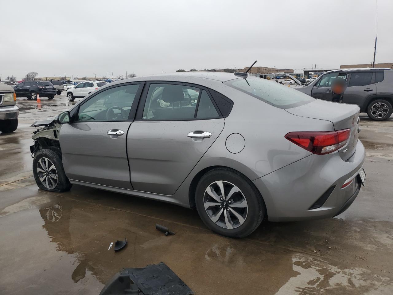 2021 Kia Rio - Image 2