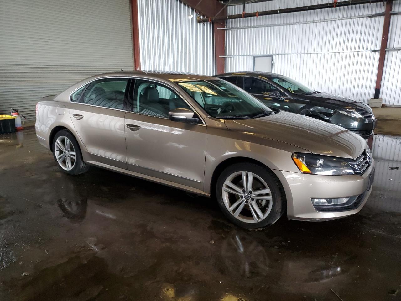 2015 Volkswagen Passat - Image 4