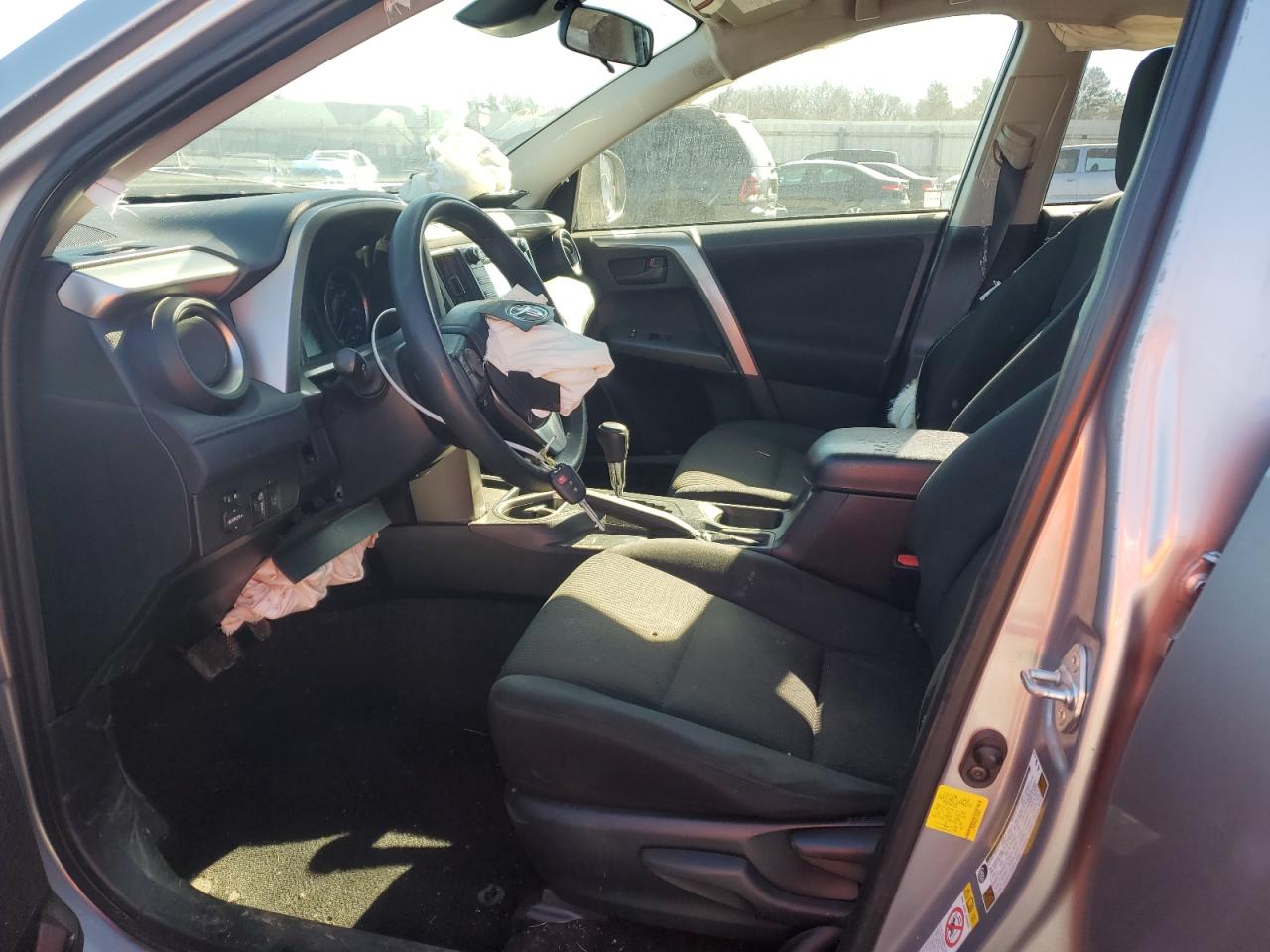 2018 Toyota RAV 4 - Image 7
