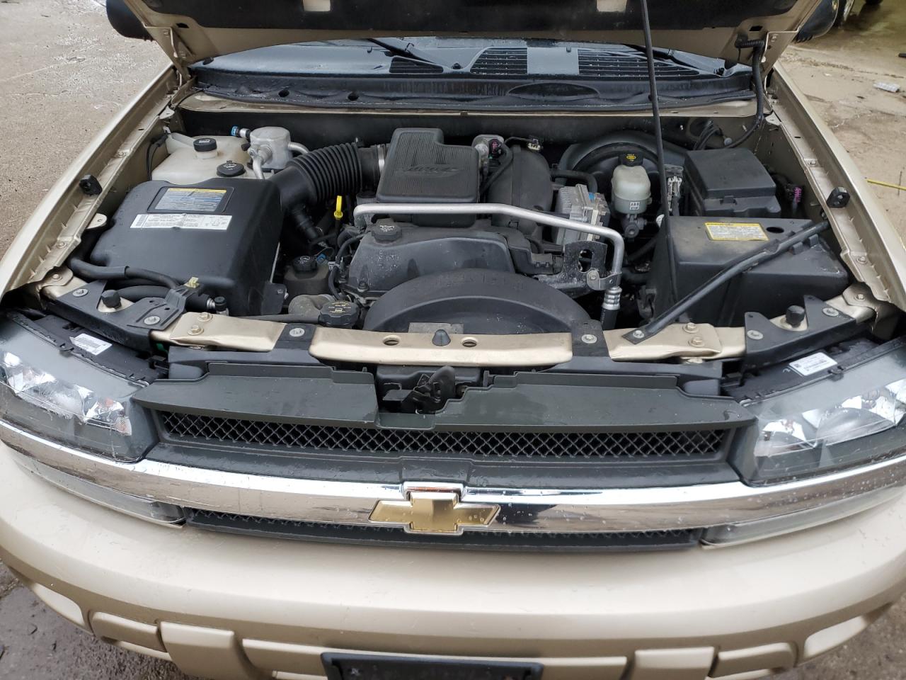 2005 Chevrolet TrailBlazer - Image 12