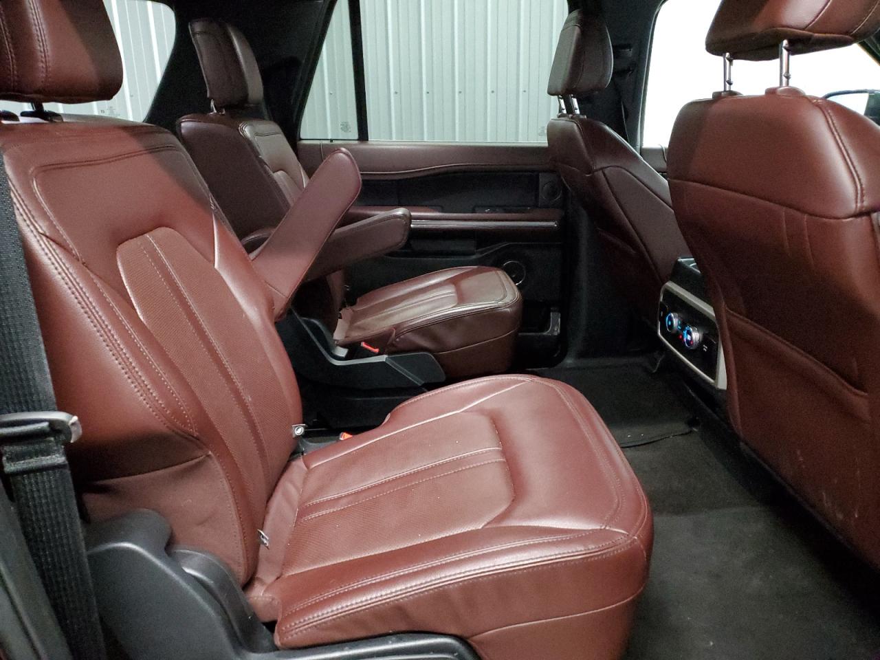 2022 Ford Expedition - Image 11