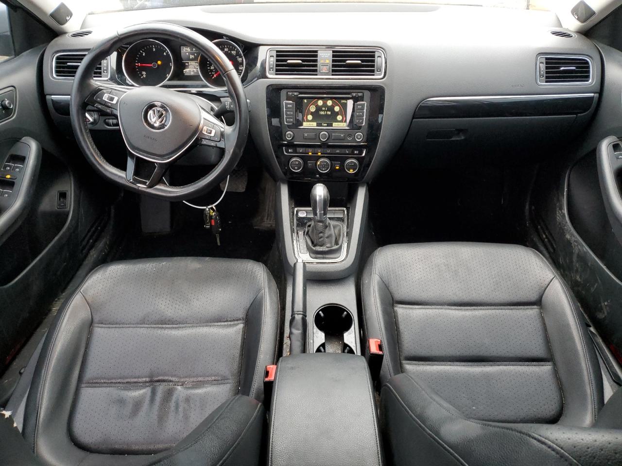 2015 Volkswagen Jetta - Image 8