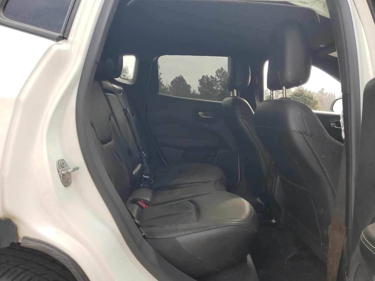 2021 Jeep Compass - Image 11