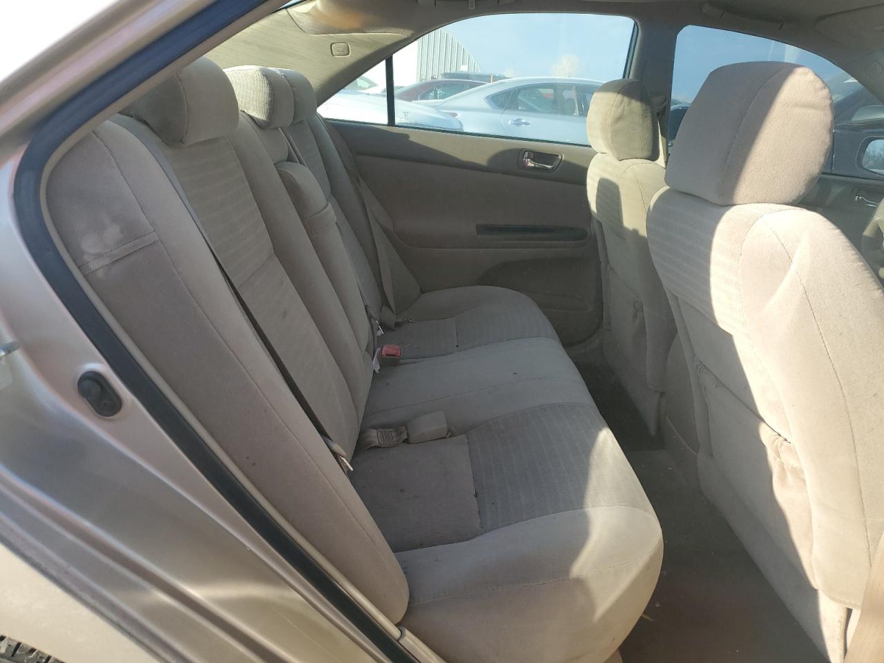 2006 Toyota Camry - Image 10