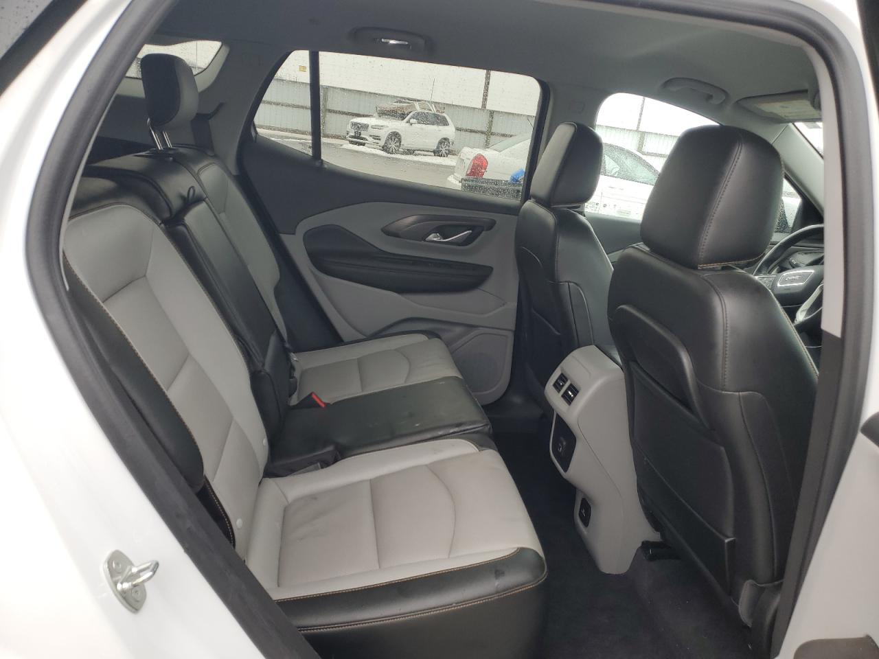 2020 GMC Terrain - Image 12