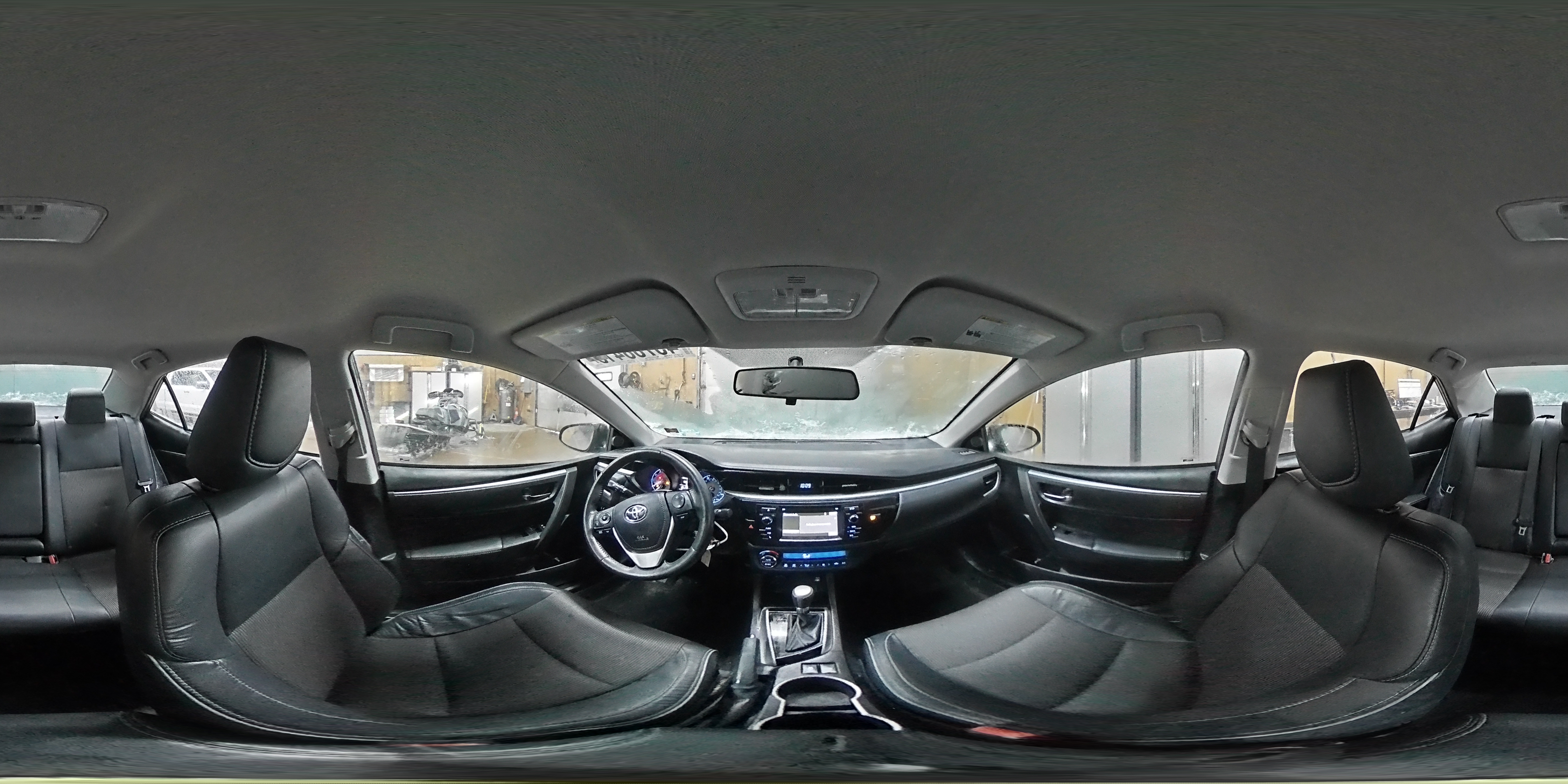 2015 Toyota Corolla - Image 14