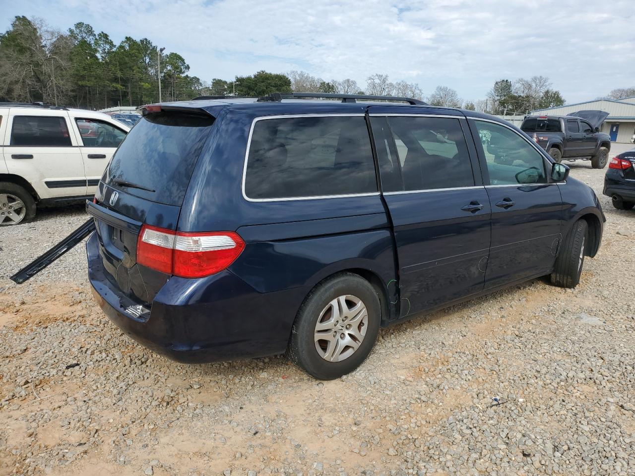 2007 Honda Odyssey - Image 3