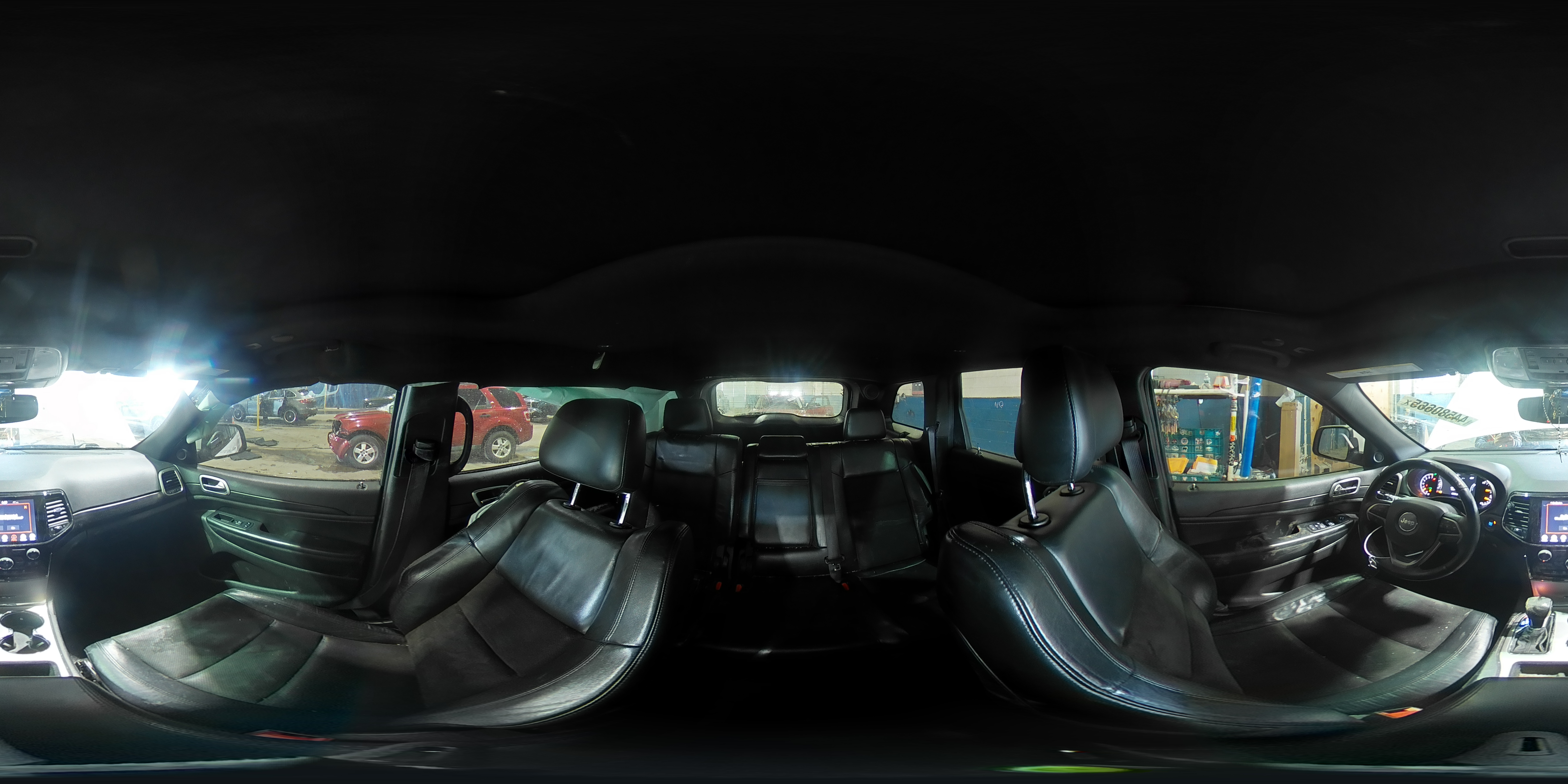 2019 Jeep Grand Cherokee - Image 15